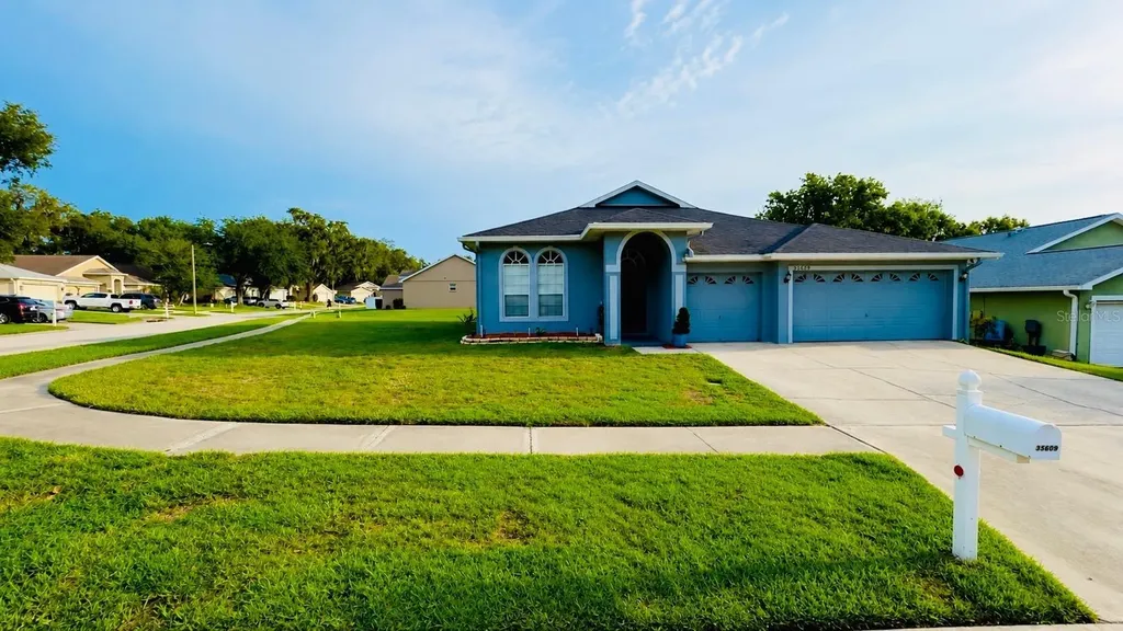 35609 Welby Court Zephyrhills FL 33541