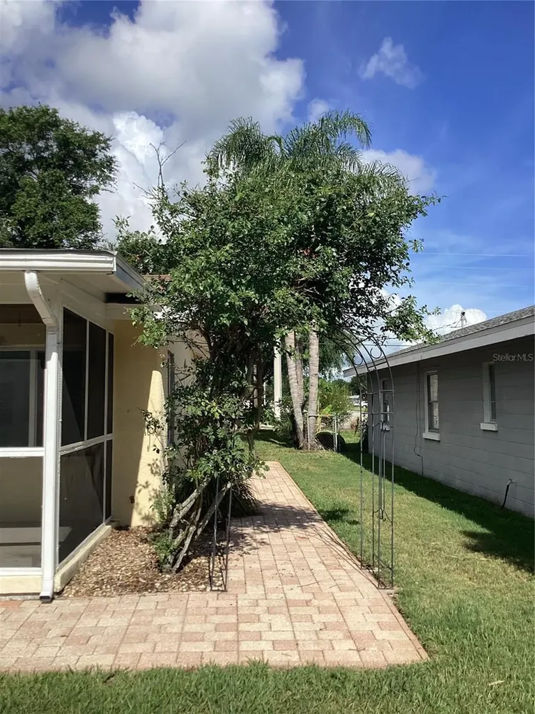 710 50th Street Court W Bradenton FL 34209
