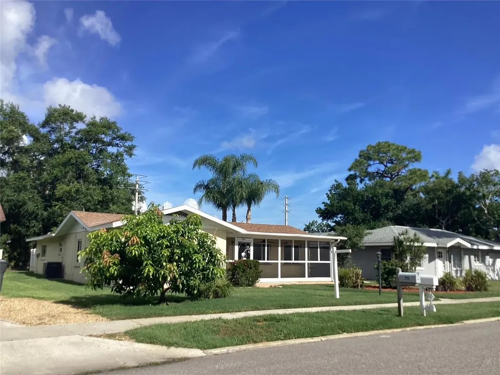 710 50th Street Court W Bradenton FL 34209