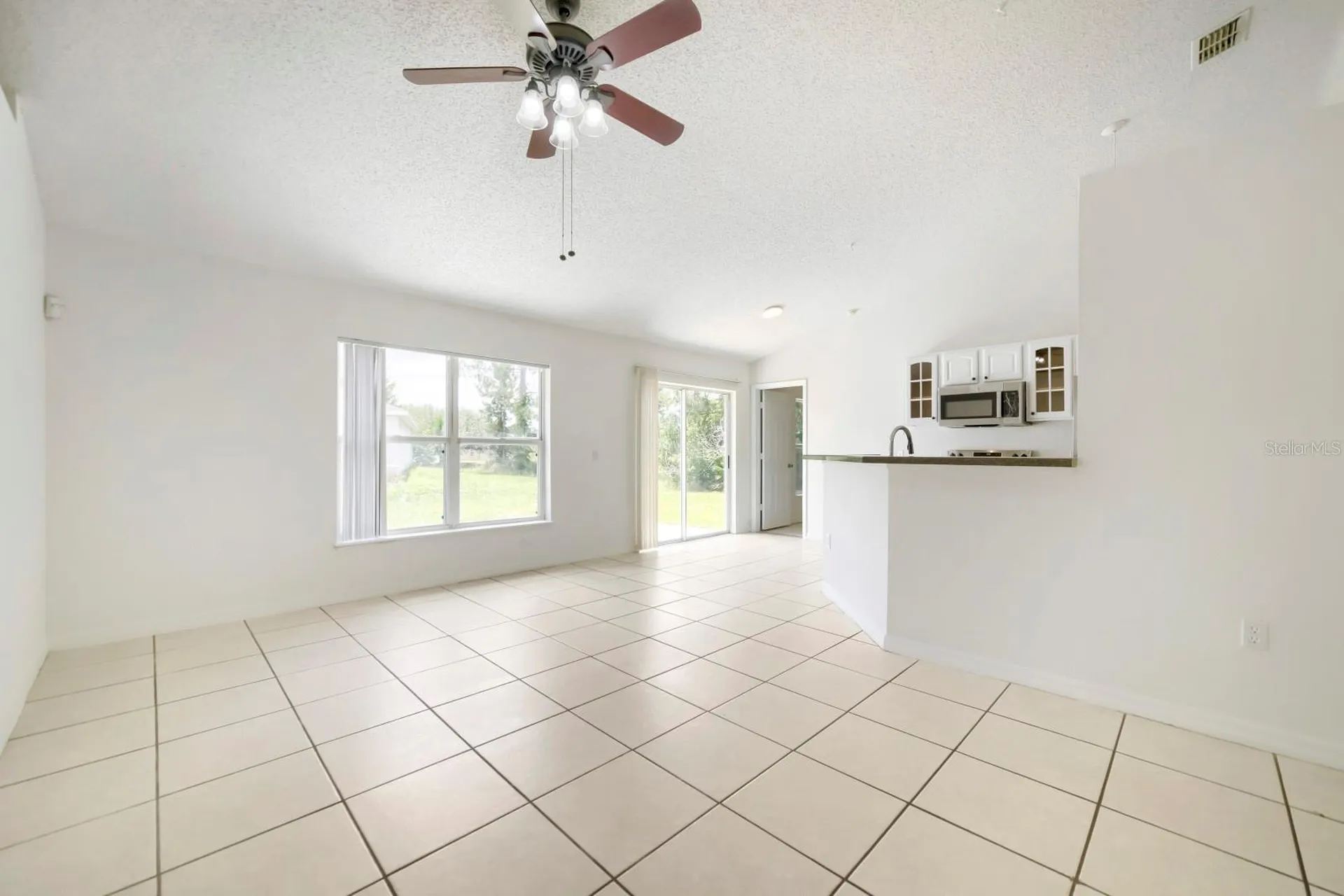 954 Derbyshire Drive Kissimmee FL 34758