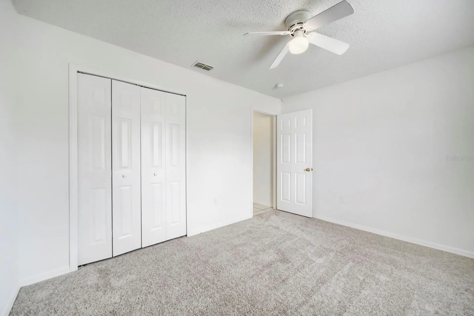 954 Derbyshire Drive Kissimmee FL 34758