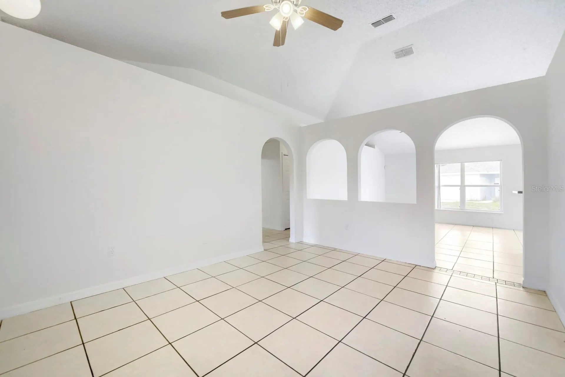 954 Derbyshire Drive Kissimmee FL 34758