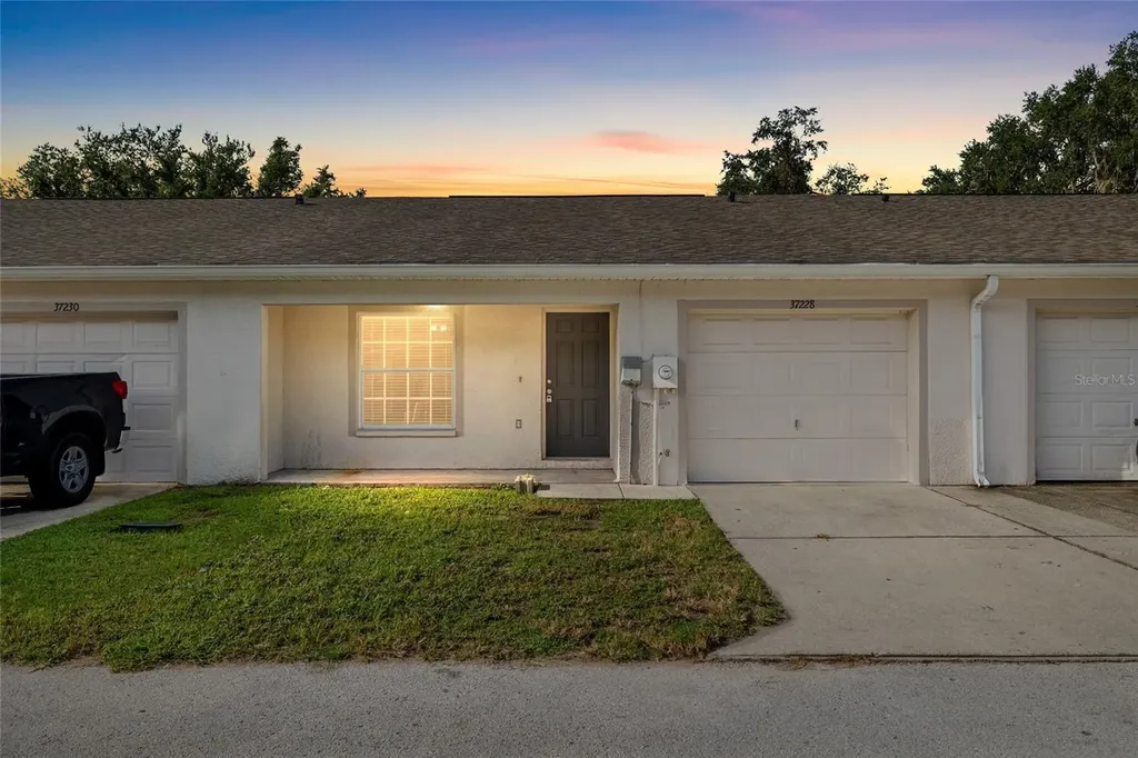 37228 Grassy Hill Lane Dade City FL 33525