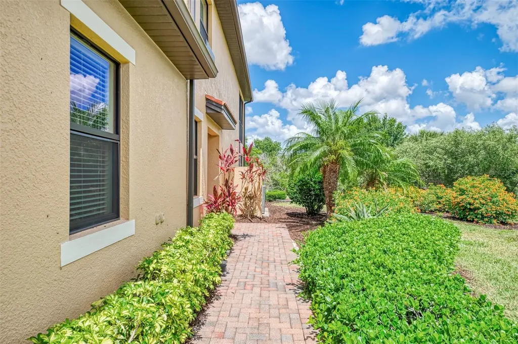 23321 Awabuki Drive Venice FL 34293