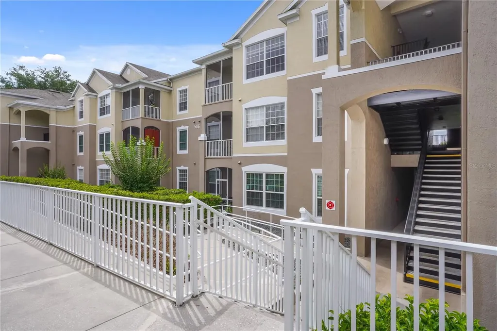 586 Brantley Terrace Way Altamonte Springs FL 32714