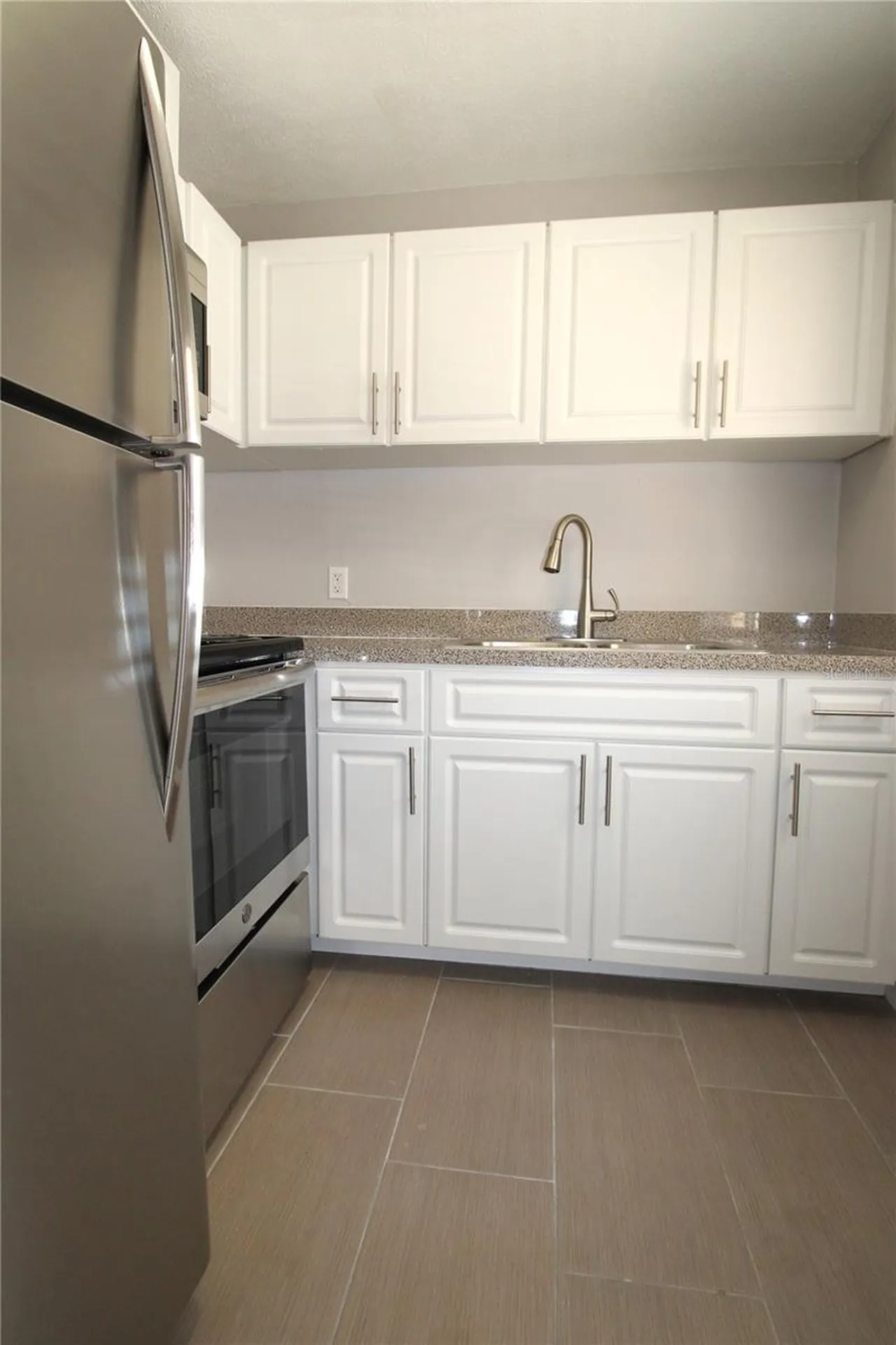 3001 Bee Ridge Road Sarasota FL 34239