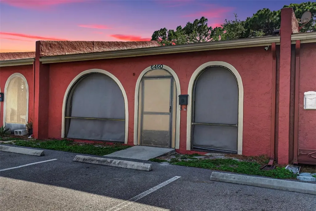 6460 Bonnie Bay Circle N Pinellas Park FL 33781