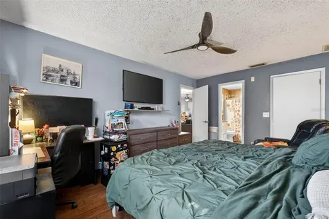 6460 Bonnie Bay Circle N Pinellas Park FL 33781