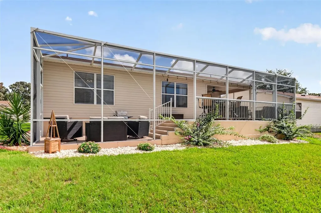 16919 SE 96th Chapelwood Circle The Villages FL 32162