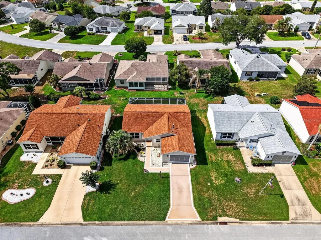 16919 SE 96th Chapelwood Circle The Villages FL 32162