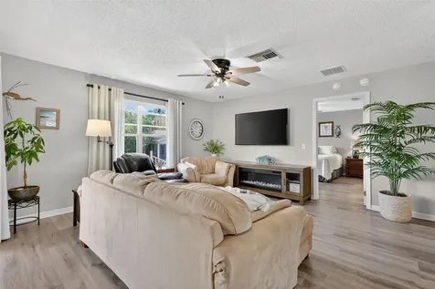 16919 SE 96th Chapelwood Circle The Villages FL 32162