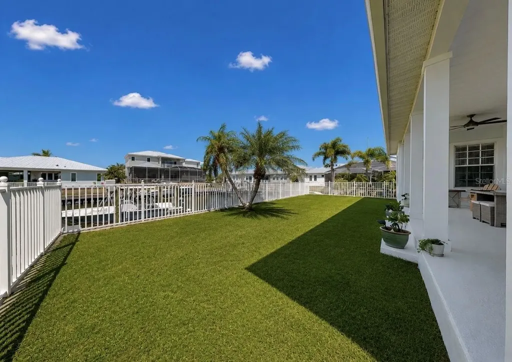 611 Mirabay Boulevard Apollo Beach FL 33572