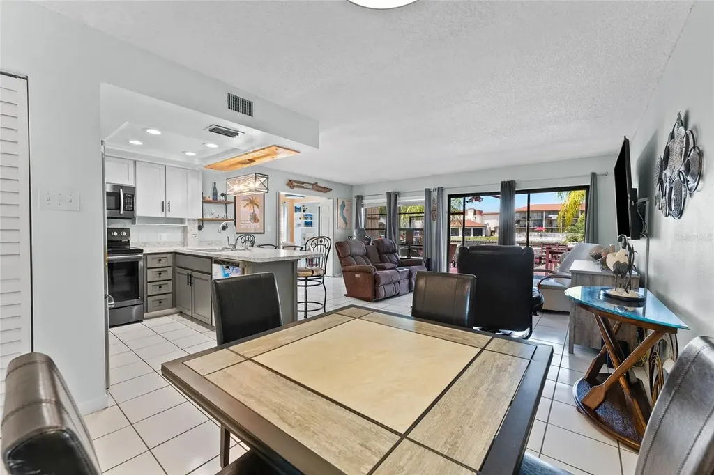 2571 Cyprus Drive Palm Harbor FL 34684