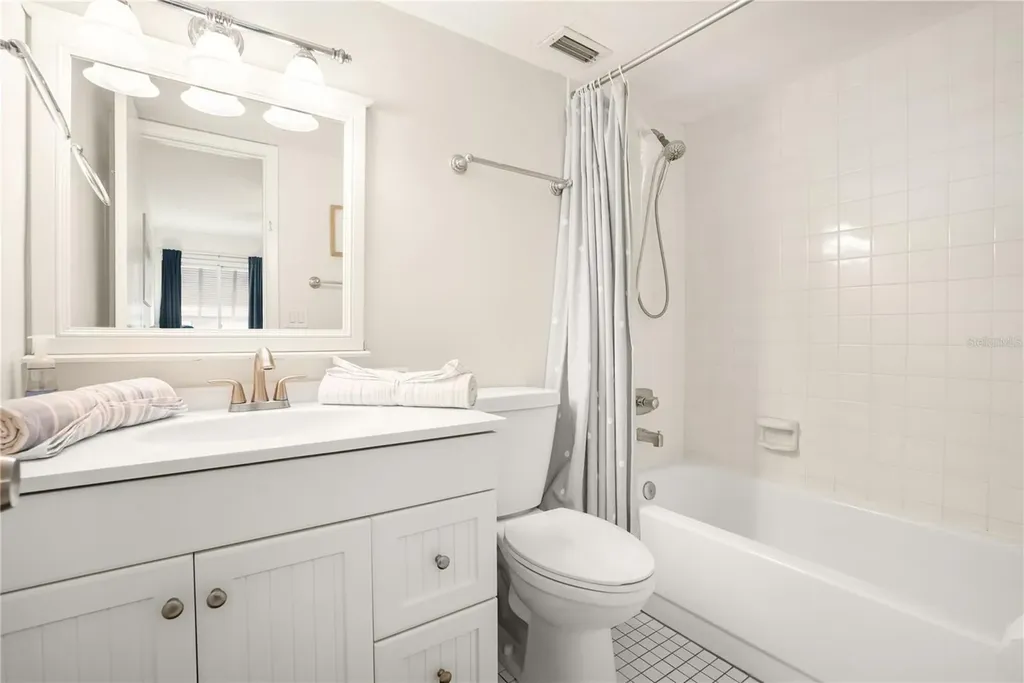 5673 Midnight Pass Road Sarasota FL 34242