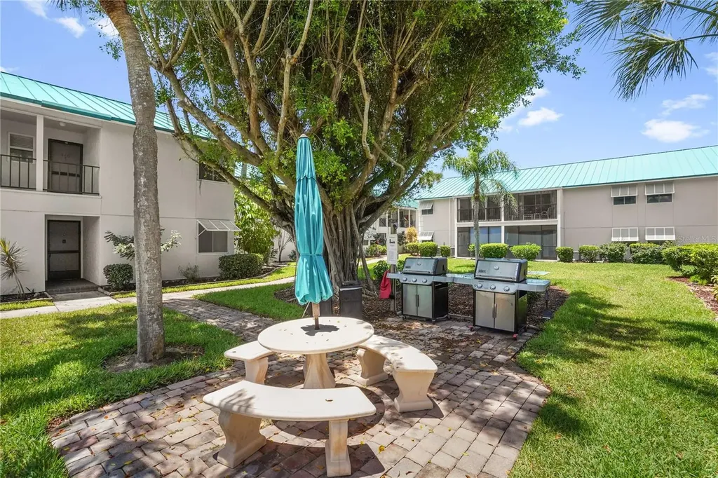 5673 Midnight Pass Road Sarasota FL 34242