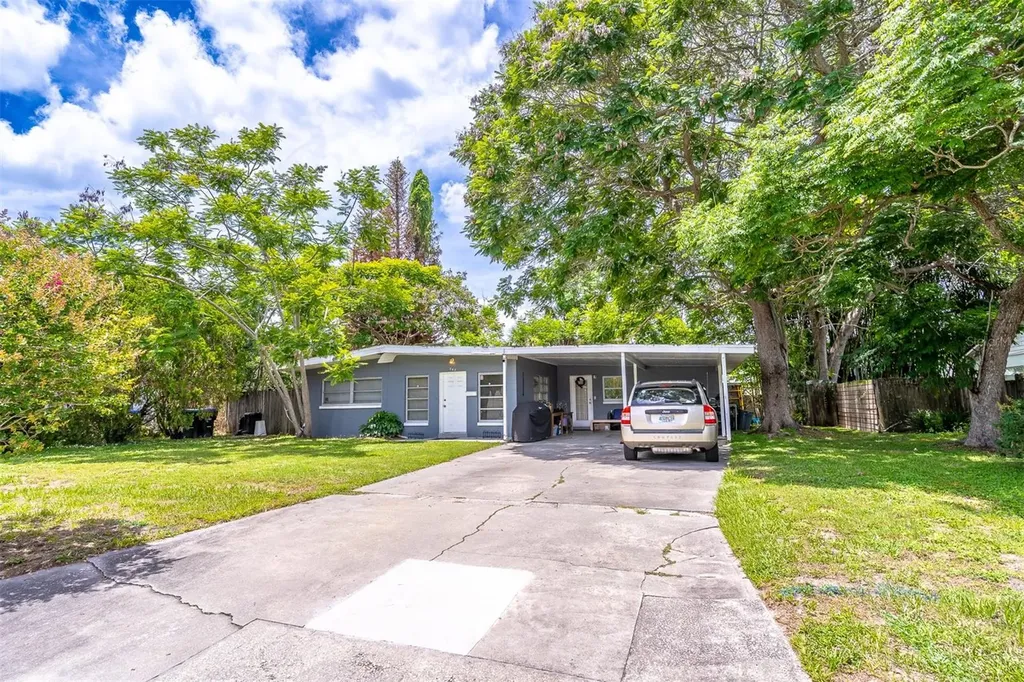 743 Alfred Drive Orlando FL 32810