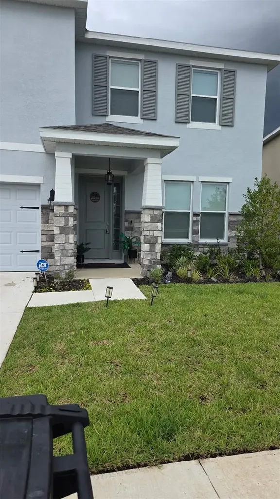 2320 Stratten Drive Zephyrhills FL 33541