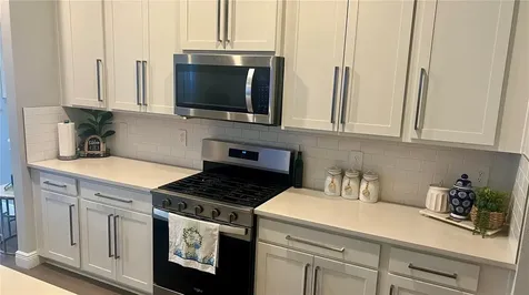 2320 Stratten Drive Zephyrhills FL 33541