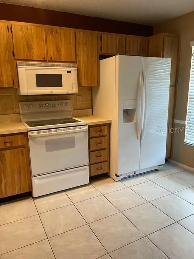 300 Kent Place Safety Harbor FL 34695