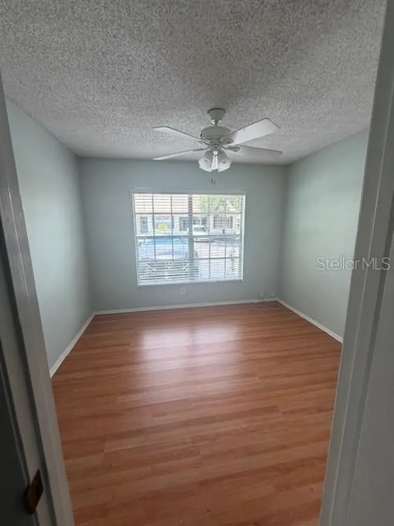 300 Kent Place Safety Harbor FL 34695
