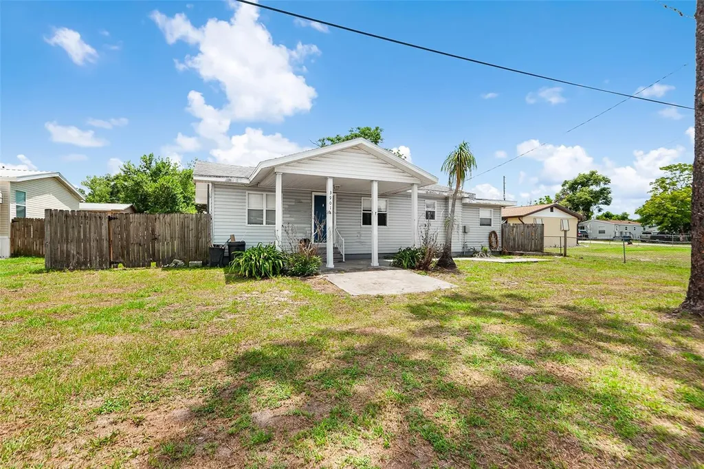 39014 Kirkland Drive Zephyrhills FL 33542