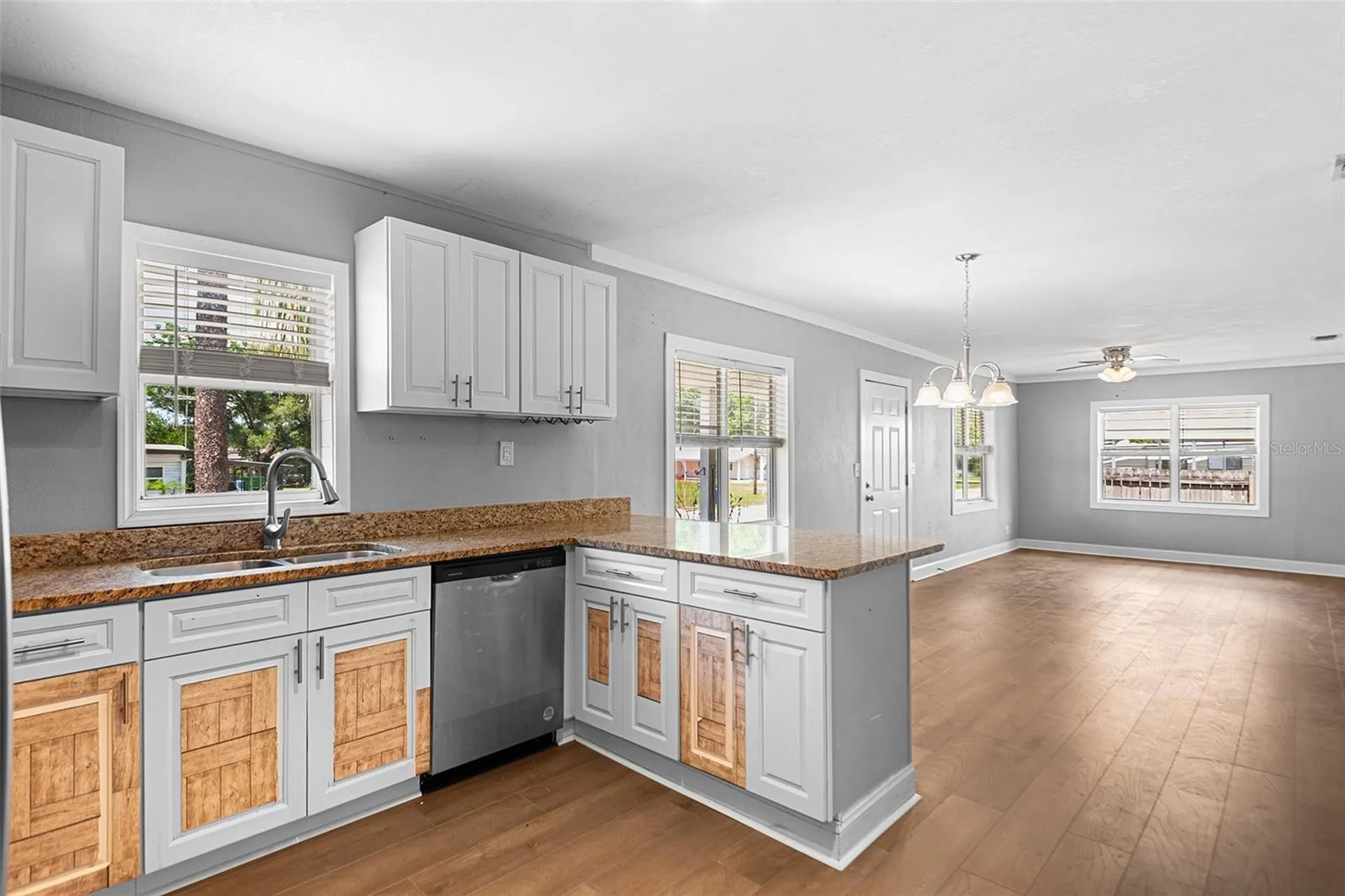 39014 Kirkland Drive Zephyrhills FL 33542