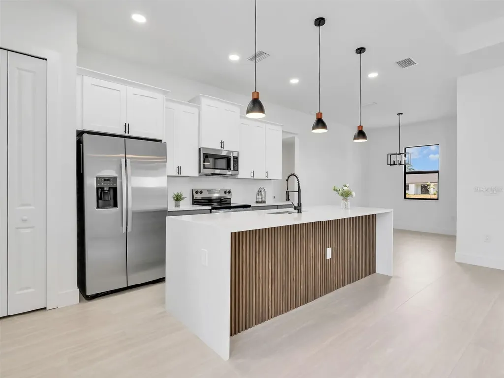 1505 NW 17th Street Cape Coral FL 33993