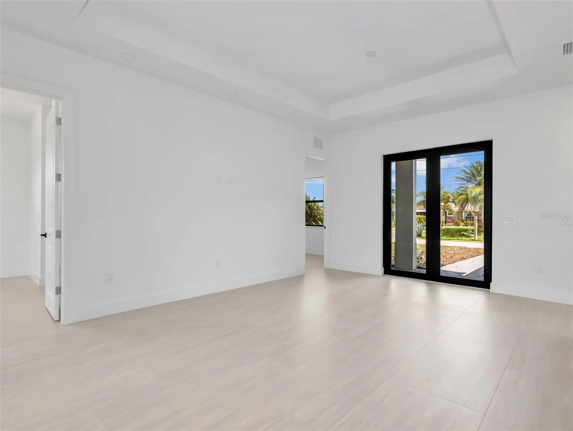 1505 NW 17th Street Cape Coral FL 33993