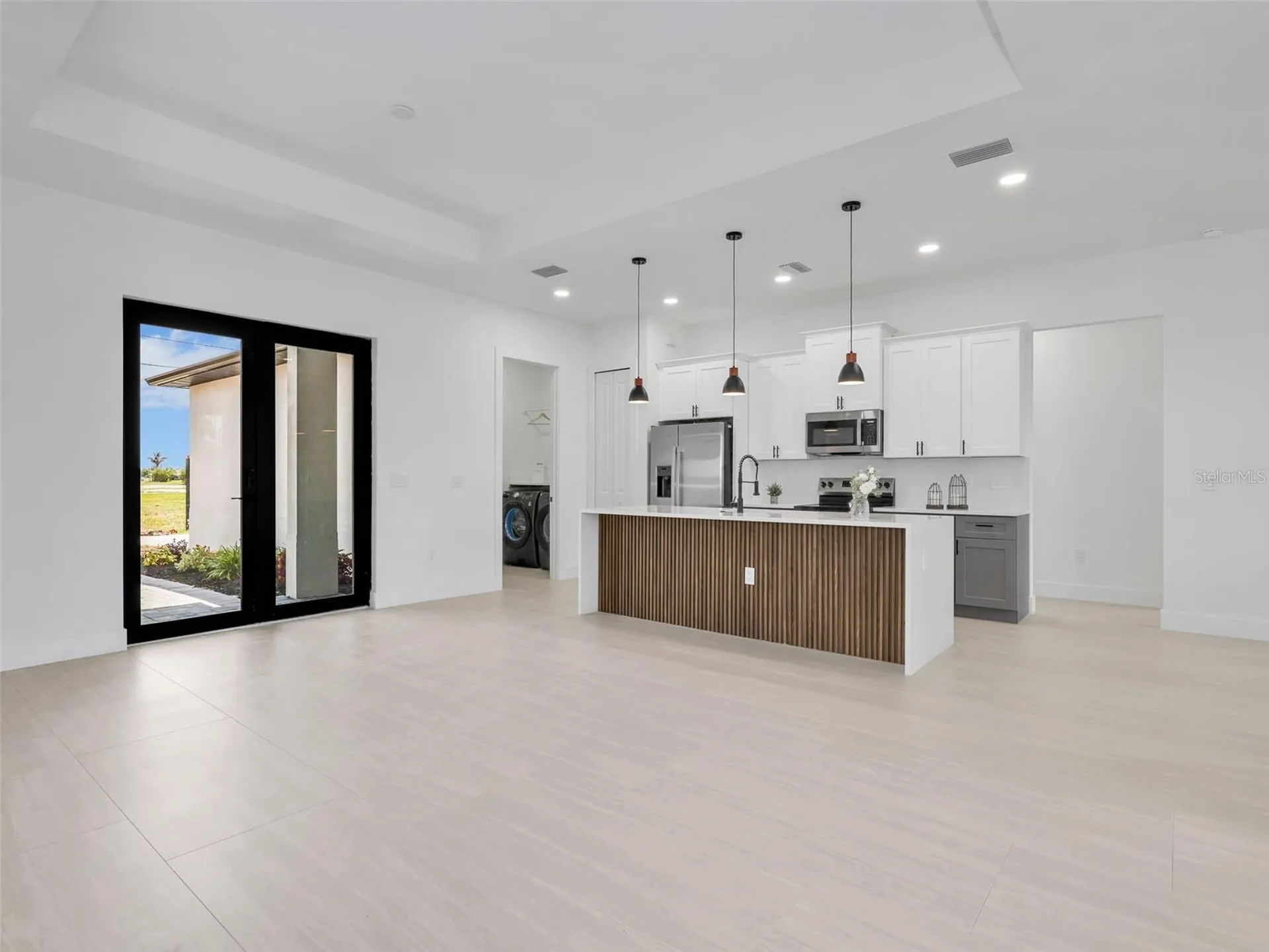 1505 NW 17th Street Cape Coral FL 33993