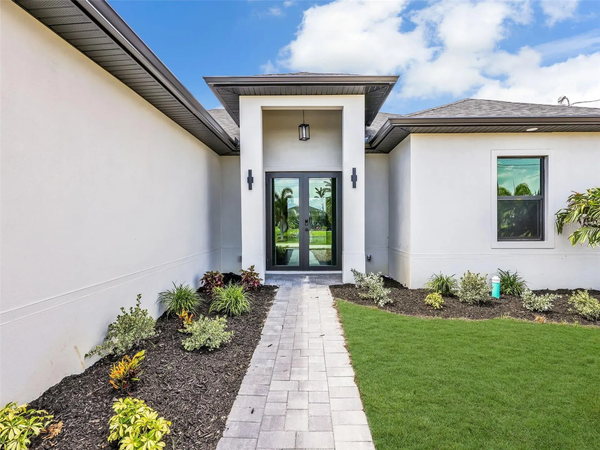 1505 NW 17th Street Cape Coral FL 33993