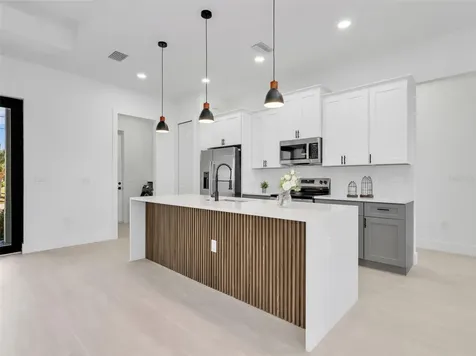 1505 NW 17th Street Cape Coral FL 33993
