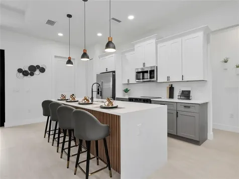 1505 NW 17th Street Cape Coral FL 33993