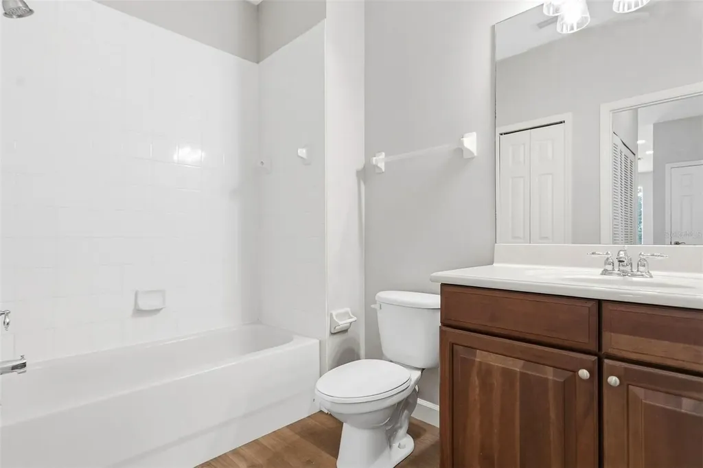 4392 Wardell Place Orlando FL 32814