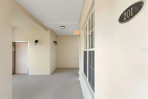 4392 Wardell Place Orlando FL 32814