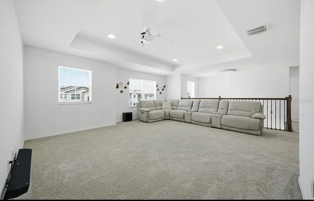 7792 Notched Pine Bend Wesley Chapel FL 33545