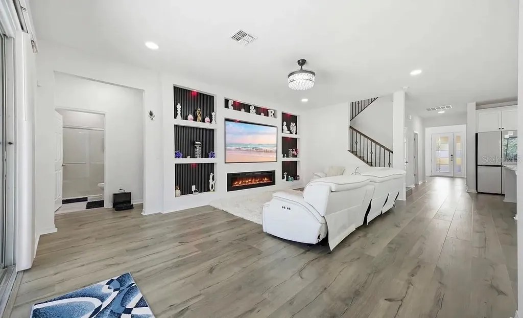 7792 Notched Pine Bend Wesley Chapel FL 33545