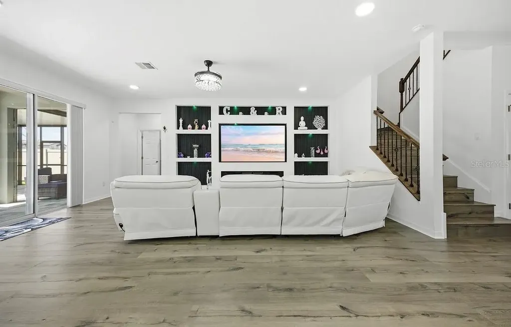 7792 Notched Pine Bend Wesley Chapel FL 33545