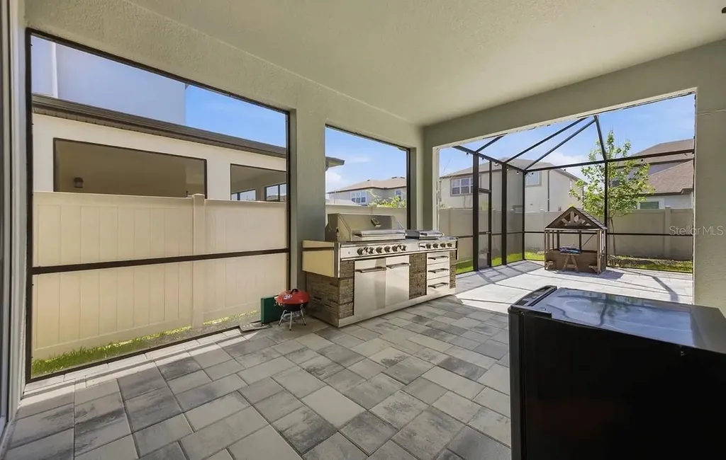 7792 Notched Pine Bend Wesley Chapel FL 33545
