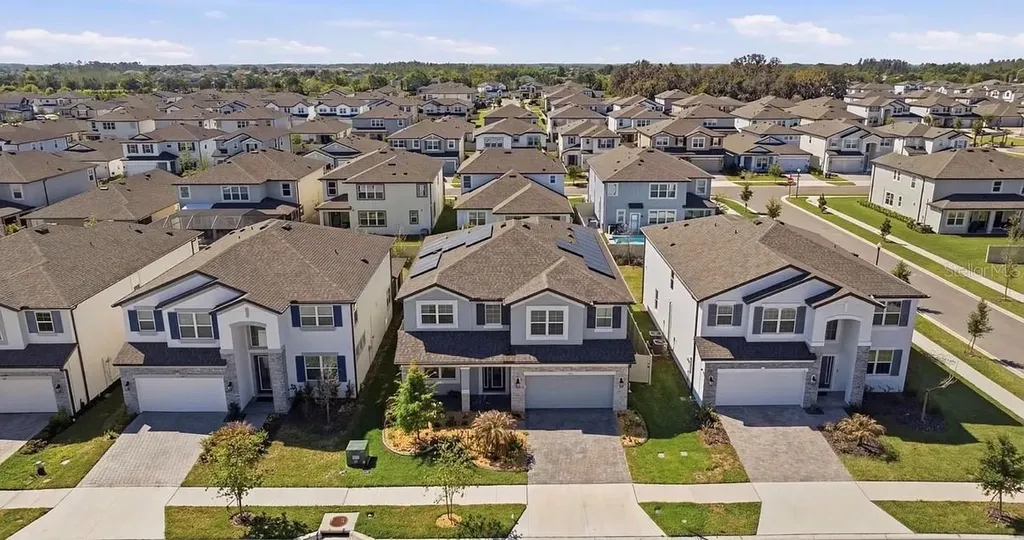 7792 Notched Pine Bend Wesley Chapel FL 33545