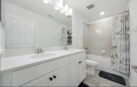 7792 Notched Pine Bend Wesley Chapel FL 33545