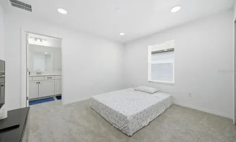7792 Notched Pine Bend Wesley Chapel FL 33545