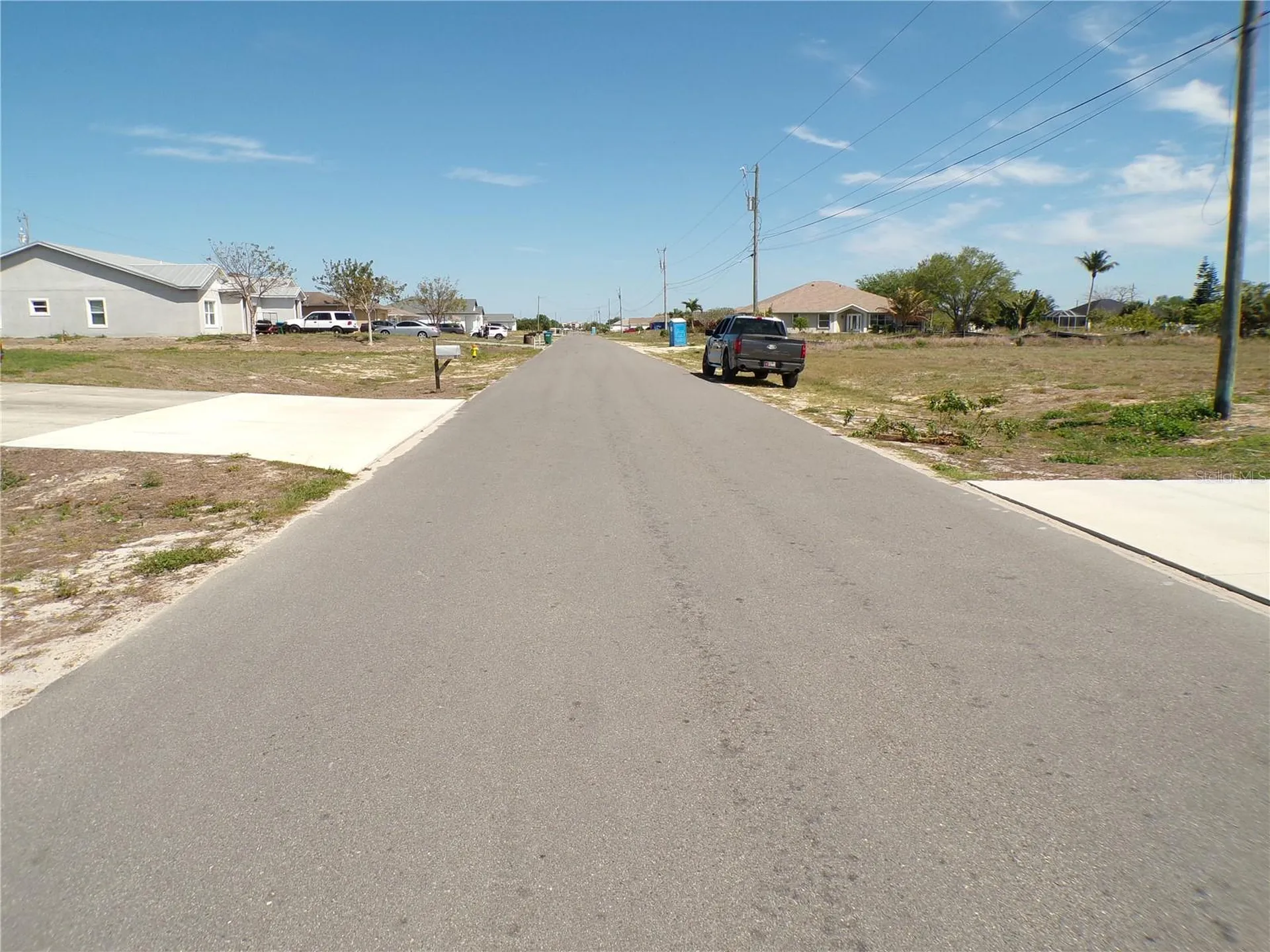 825 NE 15th Lane Cape Coral FL 33909