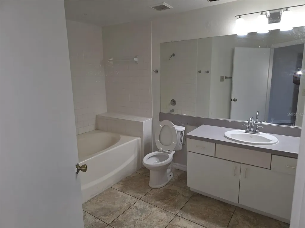 5566 Metrowest Boulevard Orlando FL 32811