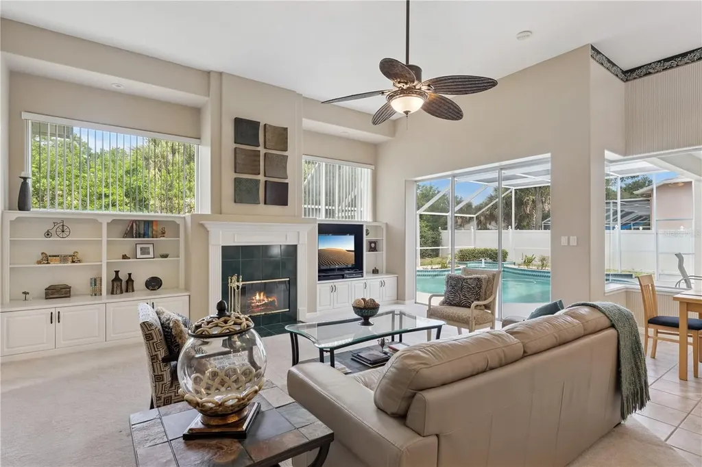 3823 Winding Lake Circle Orlando FL 32835