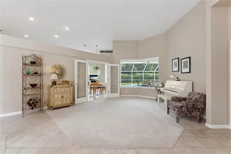 3823 Winding Lake Circle Orlando FL 32835