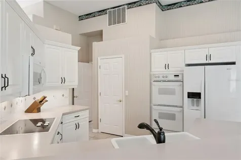 3823 Winding Lake Circle Orlando FL 32835