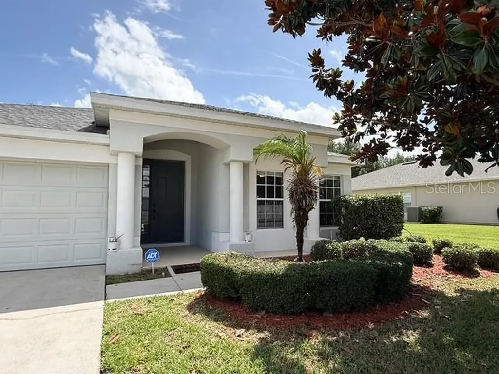 2956 Santa Maria Avenue Clermont FL 34715