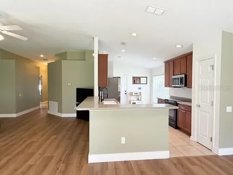 2956 Santa Maria Avenue Clermont FL 34715