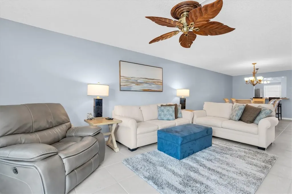 719 Pinellas Bayway S St Petersburg FL 33715