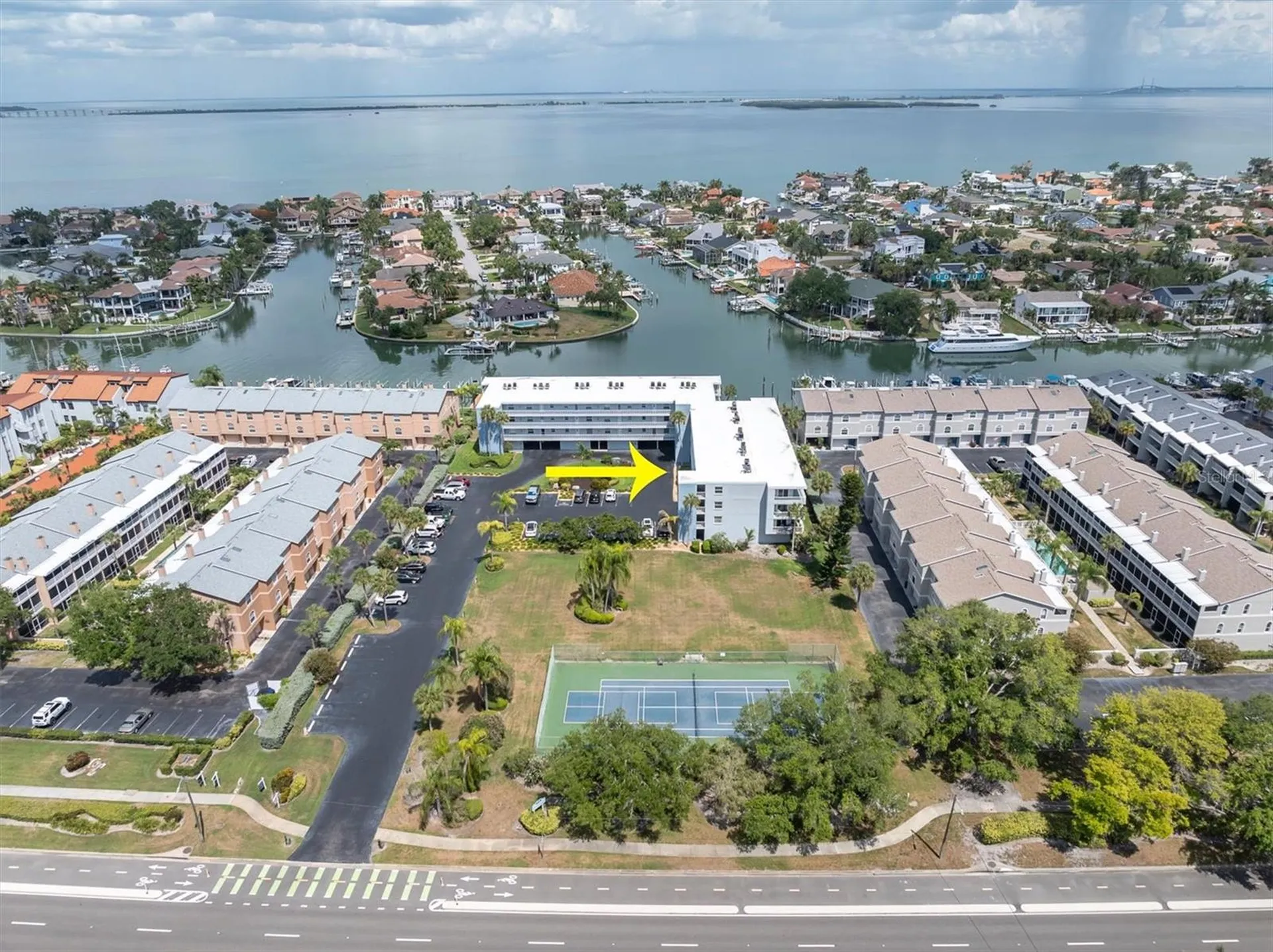 719 Pinellas Bayway S St Petersburg FL 33715